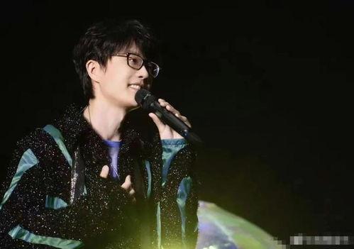 狗仔爆料许嵩视频播放下载,揭秘许嵩神秘视频幕后,播放下载火爆全网 第2张 狗仔爆料许嵩视频播放下载,揭秘许嵩神秘视频幕后,播放下载火爆全网 第2张